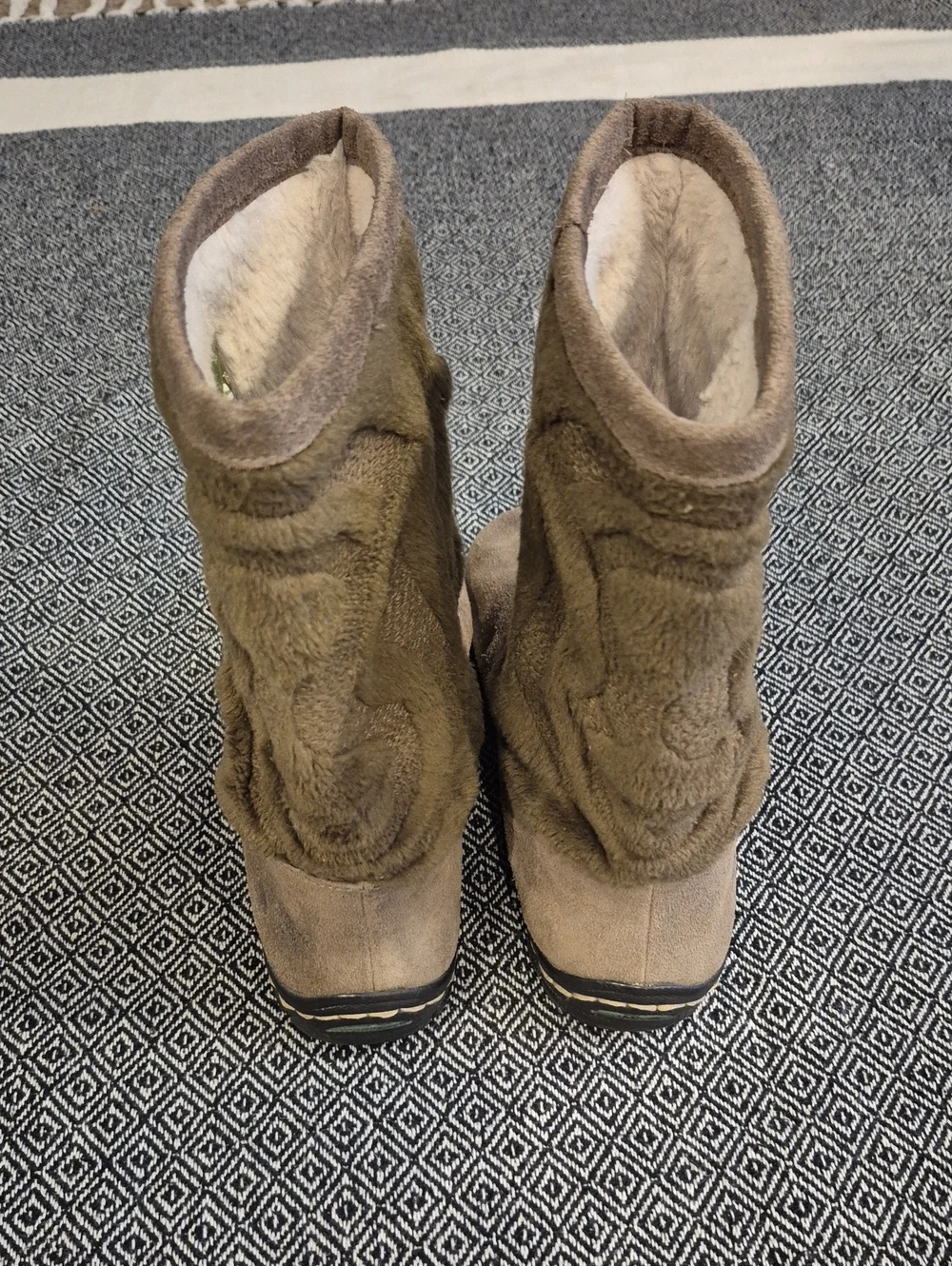 Kalso Earth Shoe Women's Suede Boots Size 7